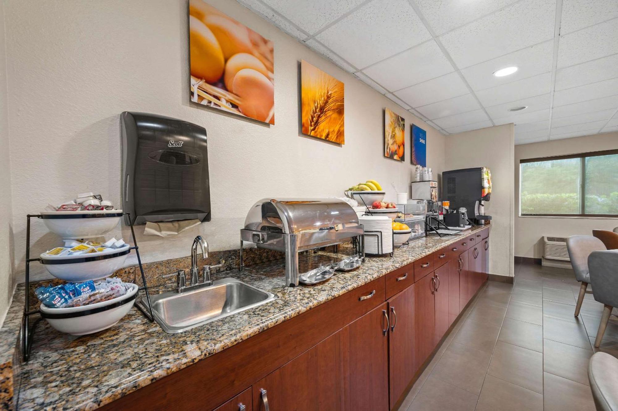 Comfort Inn Fort Myers Northeast Exteriér fotografie